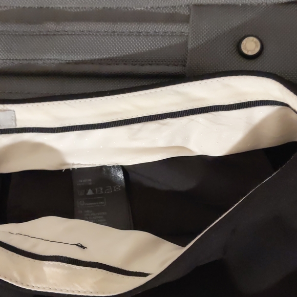 SOLD - Picture 4 of 5